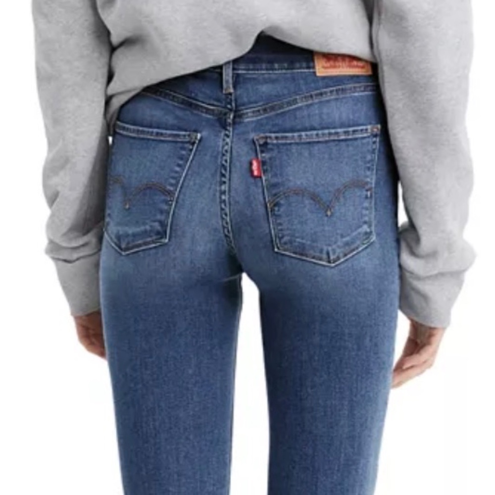 Levi's Women's 311 Shaping Skinny Jeans